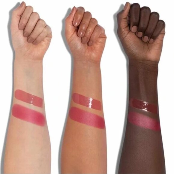 Coca Cola x Morphe cherry refresher lip and cheek duo - Picture 7 of 7